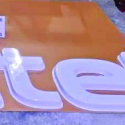 CHỮ VIETTEL HÚT NỔI